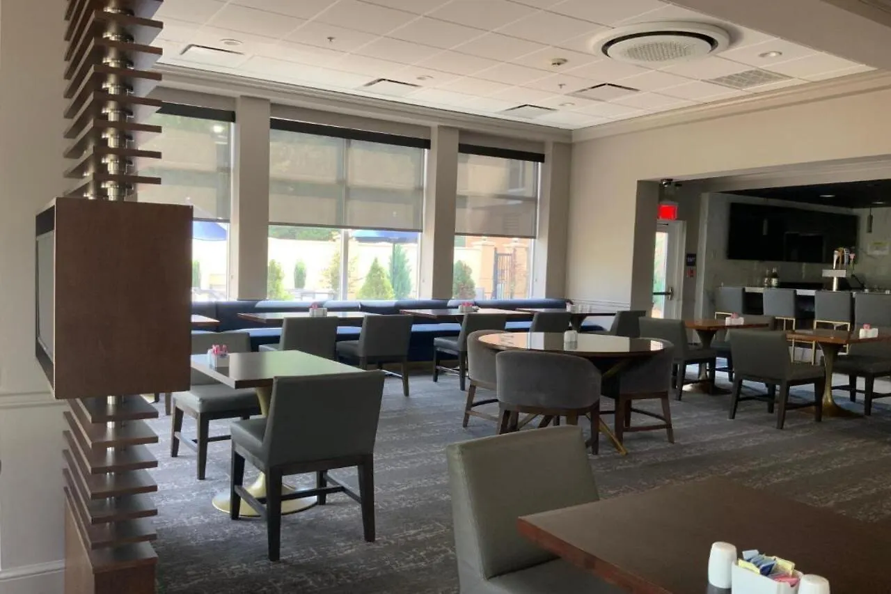 *** Hotel Hilton Garden Inn Nashville Airport United States