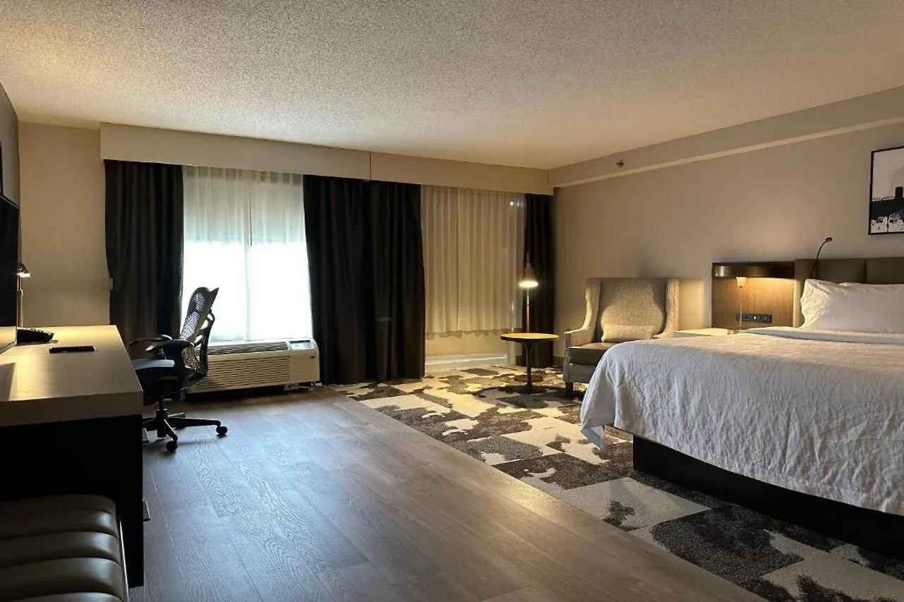 Hilton Garden Inn Nashville Airport 3*,