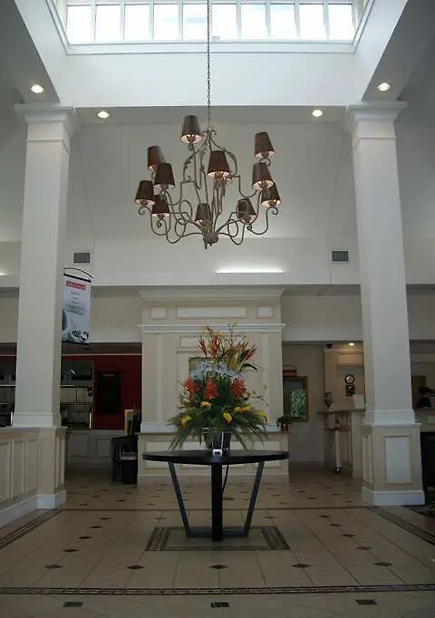 Hilton Garden Inn Nashville Airport 3*,