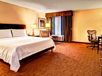 Hilton Garden Inn Nashville Airport