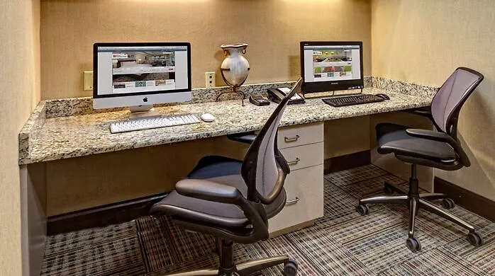 Hilton Garden Inn Nashville Airport 3*,