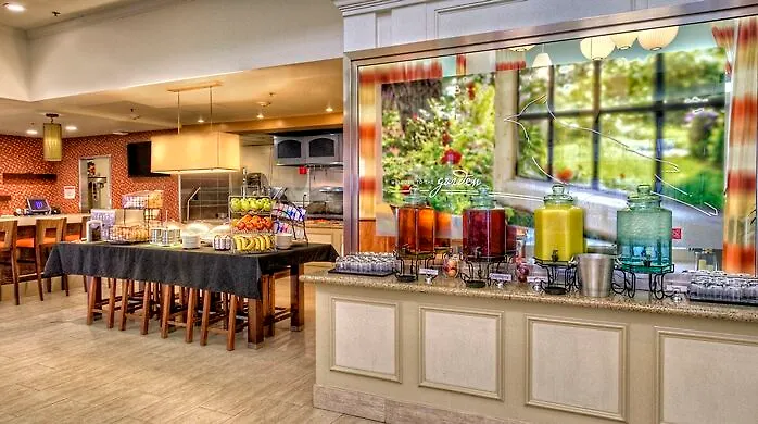 Hilton Garden Inn Nashville Airport Hotel